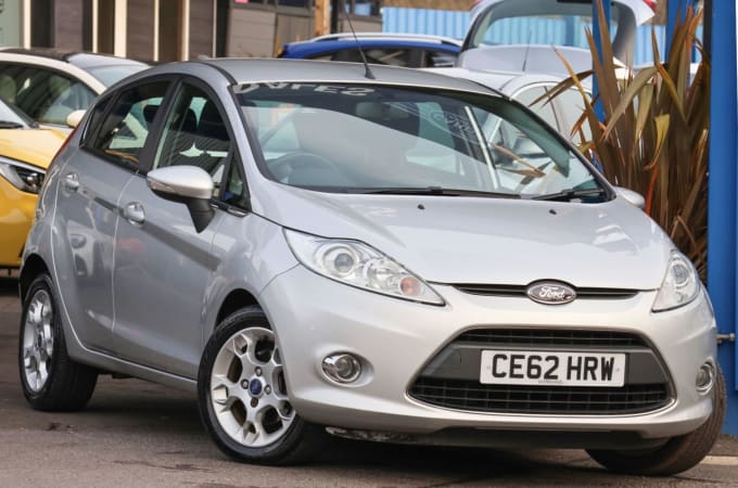 2025 Ford Fiesta