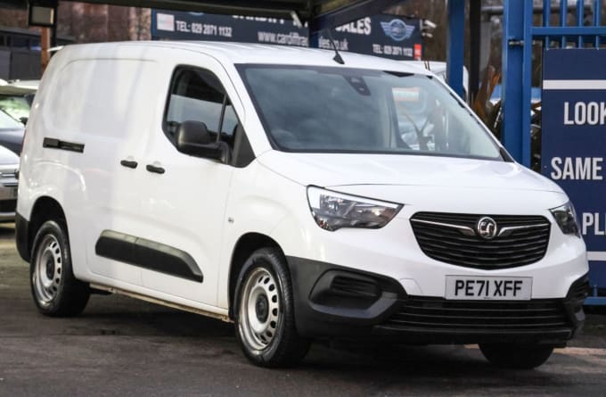 2025 Vauxhall Combo