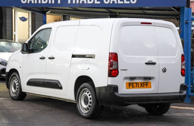 2025 Vauxhall Combo