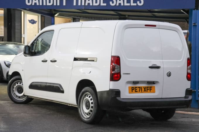 2025 Vauxhall Combo