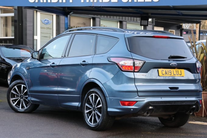 2025 Ford Kuga