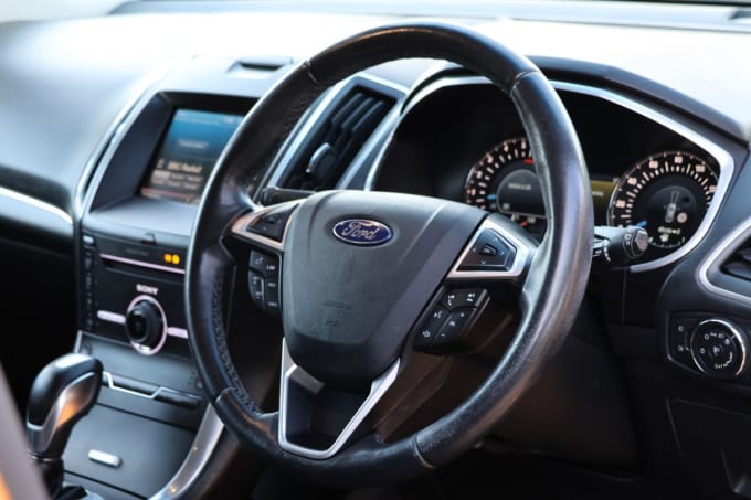 2025 Ford Edge