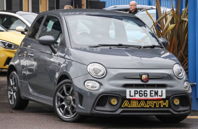 2025 Abarth 595