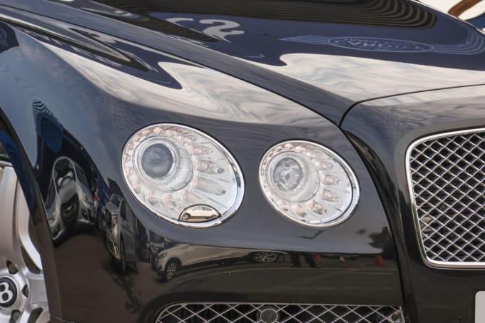 2025 Bentley Flying Spur