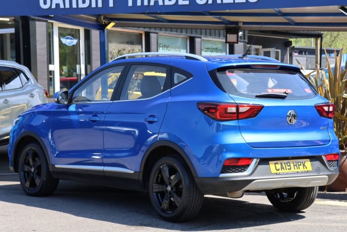 2025 Mg Mg Zs