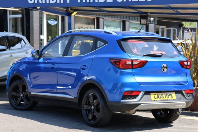2025 Mg Mg Zs