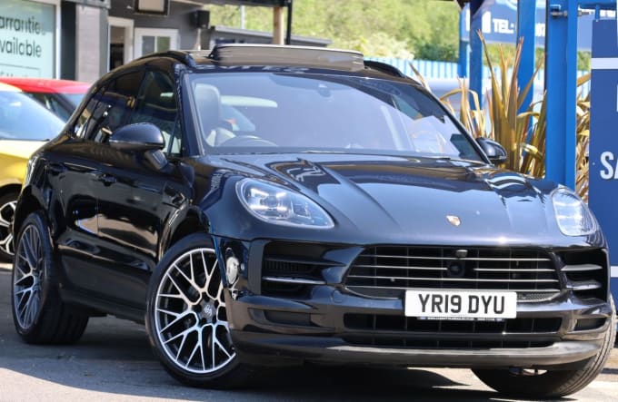 2025 Porsche Macan