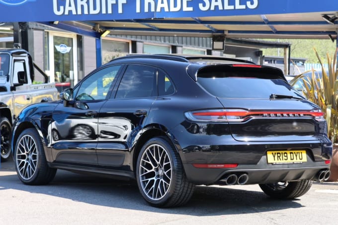 2025 Porsche Macan