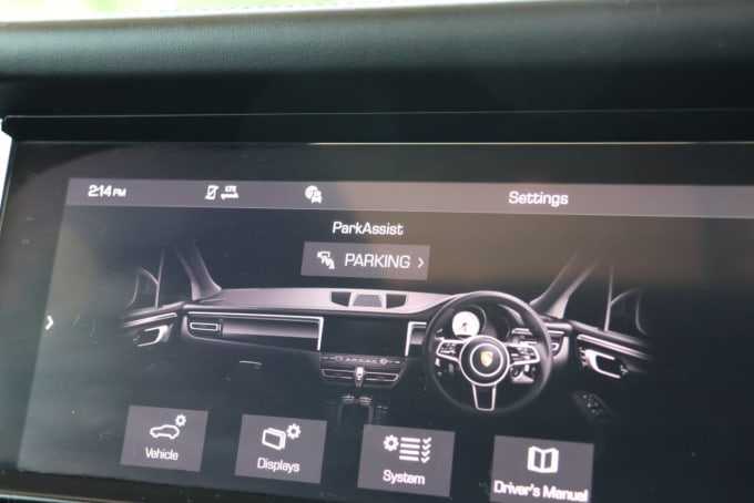 2025 Porsche Macan
