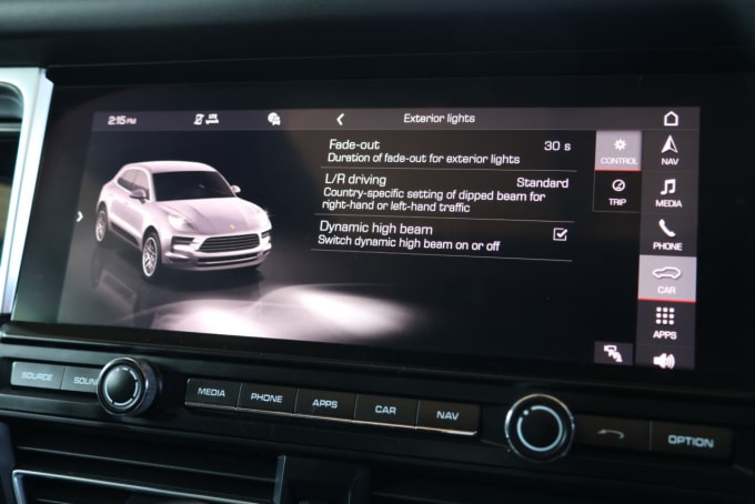 2025 Porsche Macan
