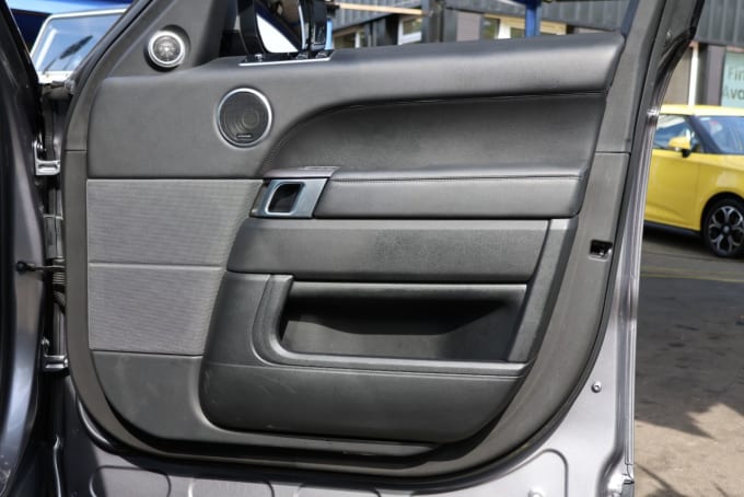 2025 Land Rover Range Rover Sport