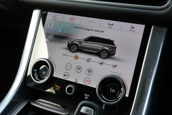 2025 Land Rover Range Rover Sport