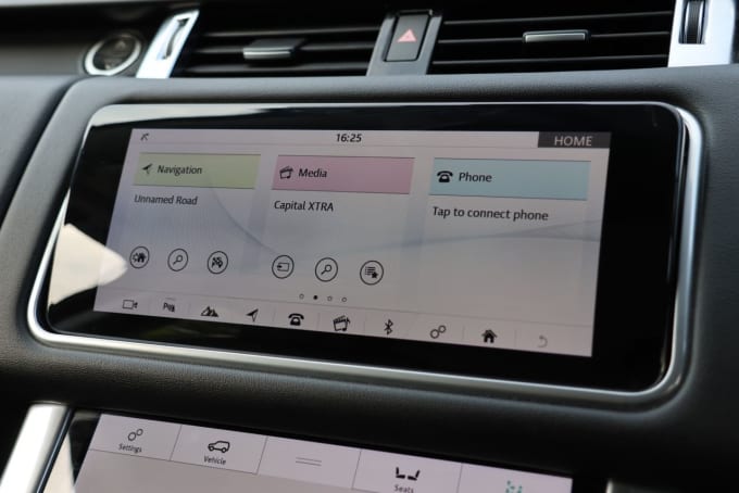 2025 Land Rover Range Rover Sport