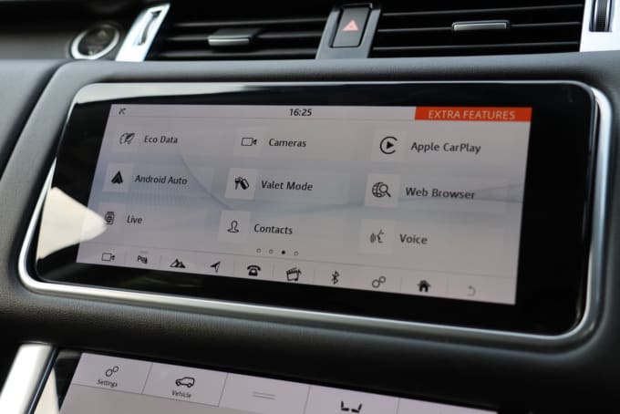 2025 Land Rover Range Rover Sport