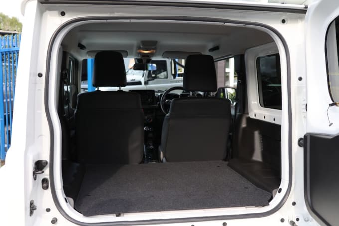 2025 Suzuki Jimny