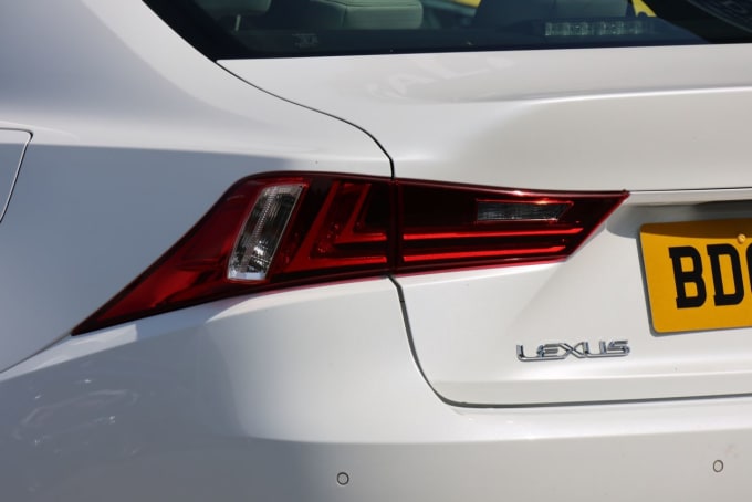 2025 Lexus Is