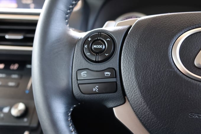 2025 Lexus Is