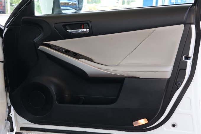 2025 Lexus Is