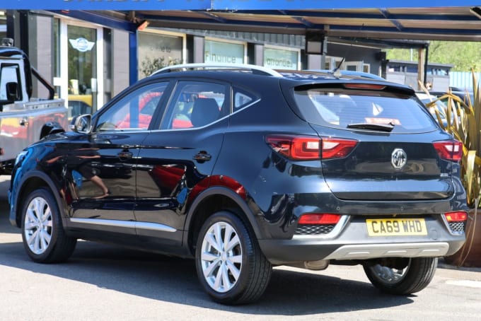 2025 Mg Mg Zs