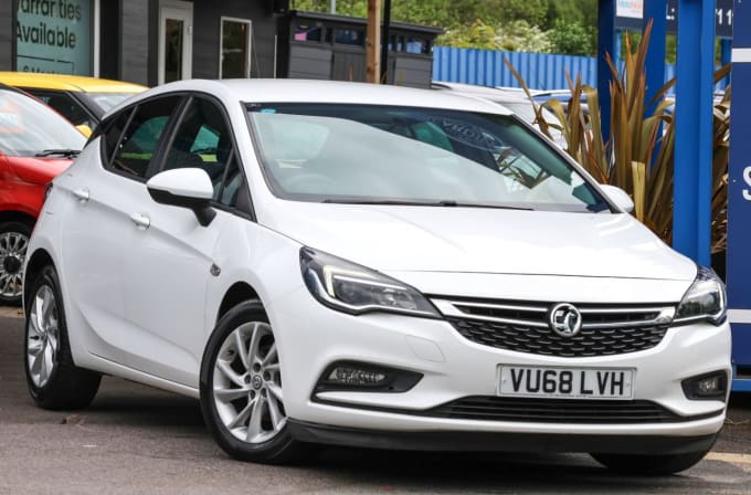 2025 Vauxhall Astra