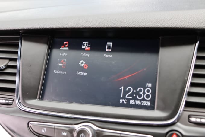 2025 Vauxhall Astra