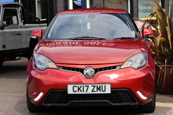 2025 Mg Mg3