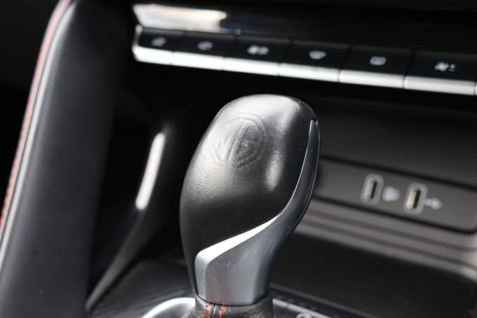 2025 Mg Mg Zs