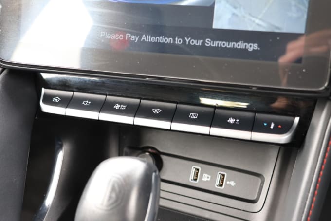 2025 Mg Mg Zs