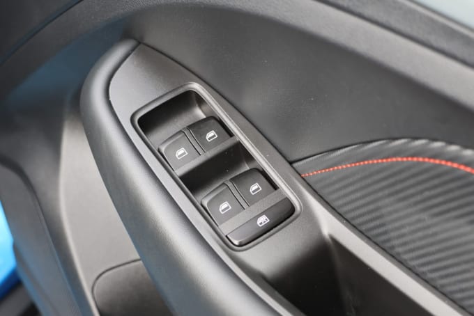 2025 Mg Mg Zs