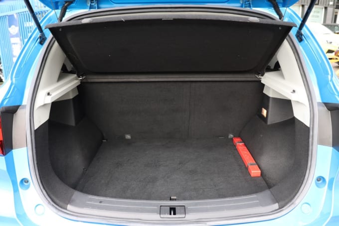 2025 Mg Mg Zs