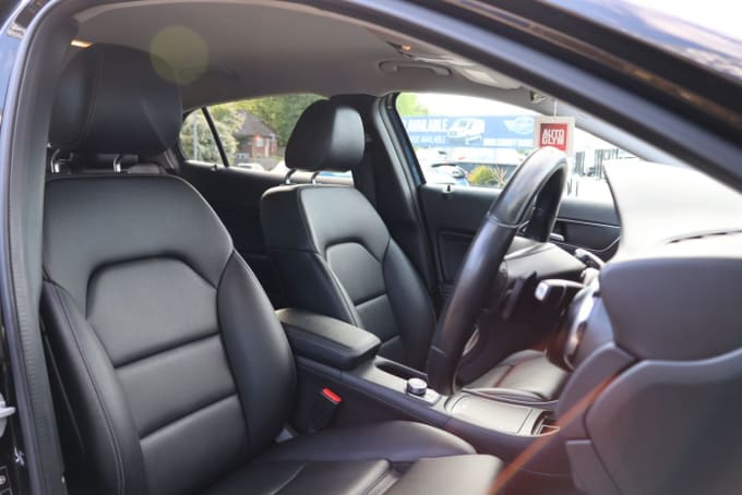 2025 Mercedes-benz Gla