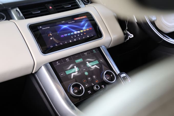 2025 Land Rover Range Rover Sport