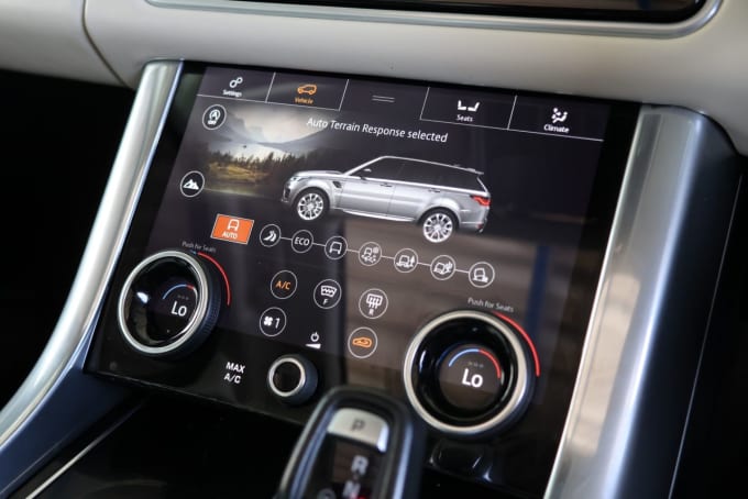2025 Land Rover Range Rover Sport