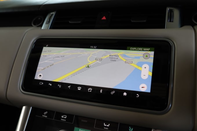 2025 Land Rover Range Rover Sport