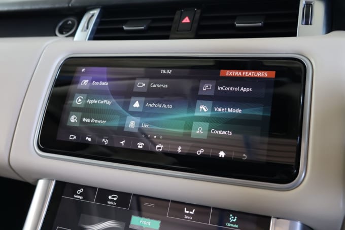 2025 Land Rover Range Rover Sport