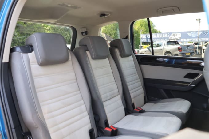 2025 Volkswagen Touran