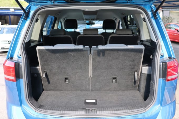 2025 Volkswagen Touran