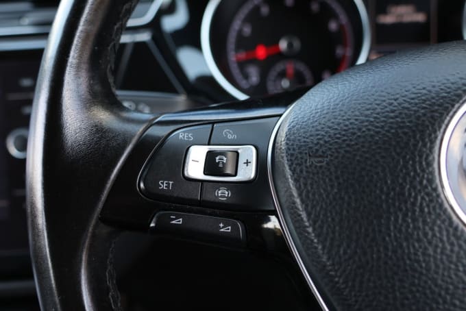 2025 Volkswagen Touran