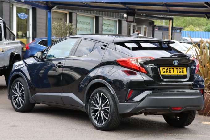 2025 Toyota C-hr