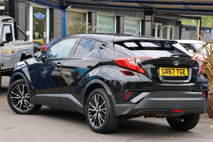 2025 Toyota C-hr