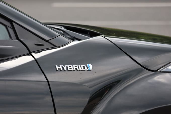 2025 Toyota C-hr