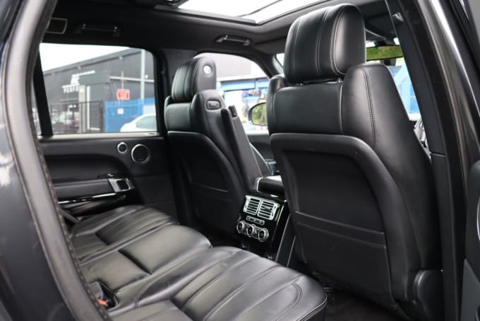 2025 Land Rover Range Rover