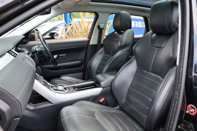 2025 Land Rover Range Rover Evoque