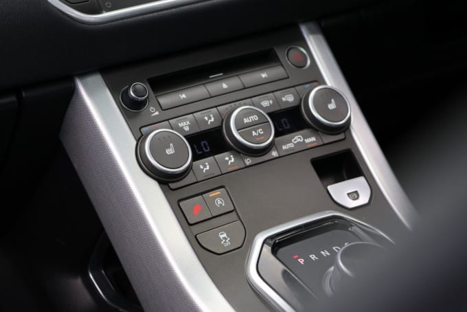 2025 Land Rover Range Rover Evoque