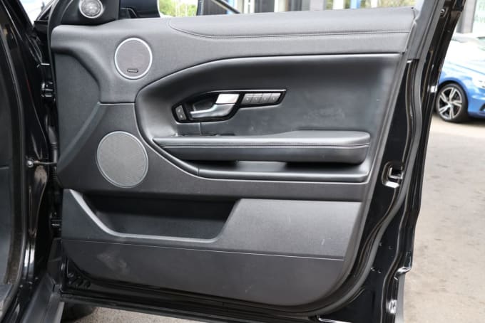 2025 Land Rover Range Rover Evoque