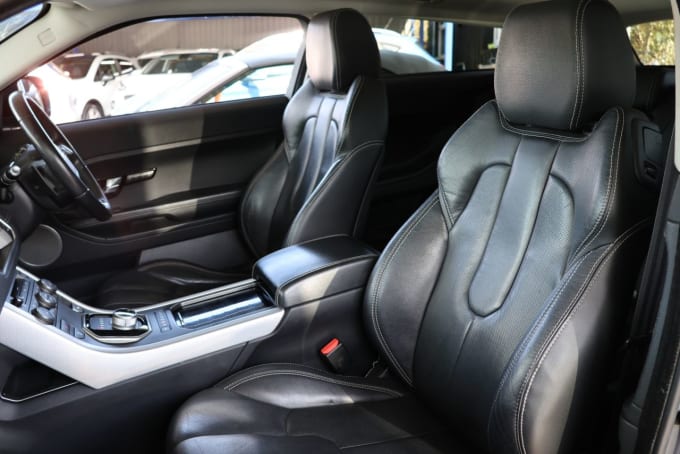 2025 Land Rover Range Rover Evoque