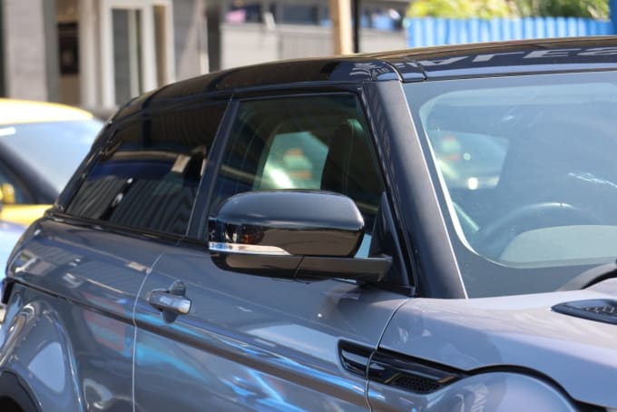 2025 Land Rover Range Rover Evoque