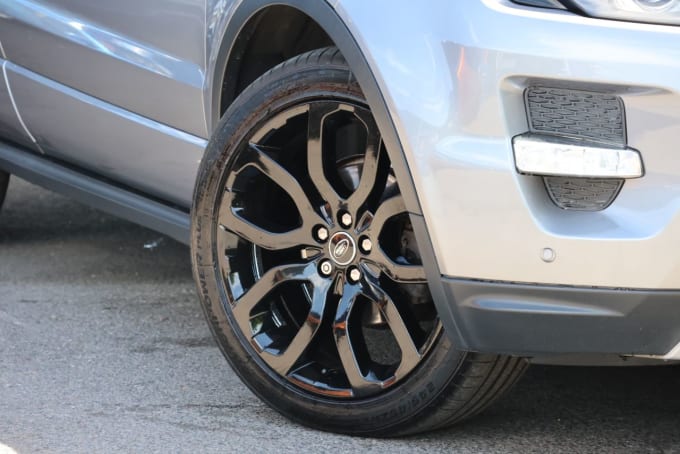 2025 Land Rover Range Rover Evoque