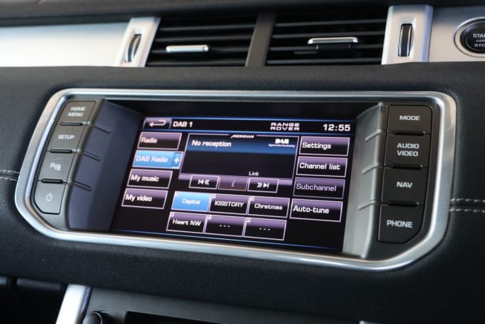 2025 Land Rover Range Rover Evoque