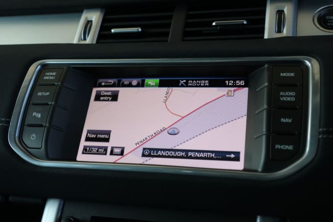 2025 Land Rover Range Rover Evoque